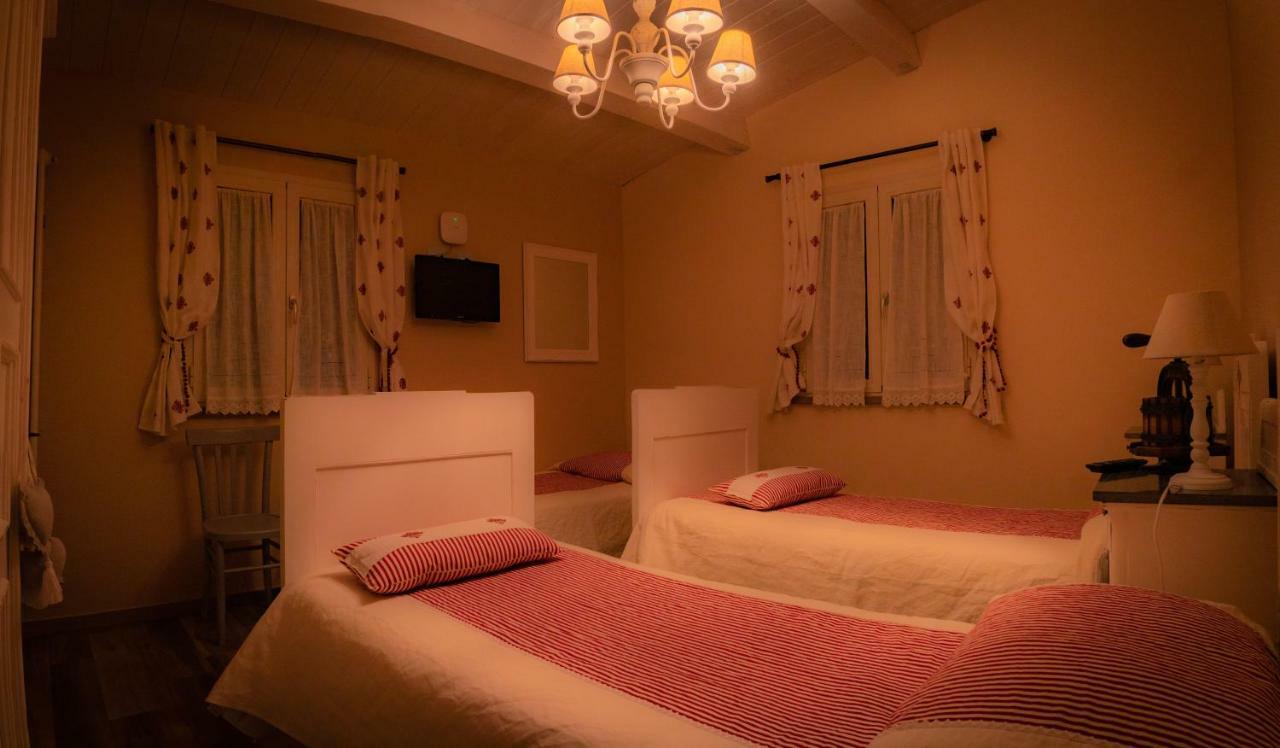 Agriturismo Le Capannacce อูร์บาเนีย ภายนอก รูปภาพ